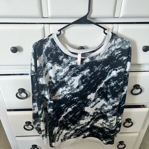 Stylish Black and White Women's Top